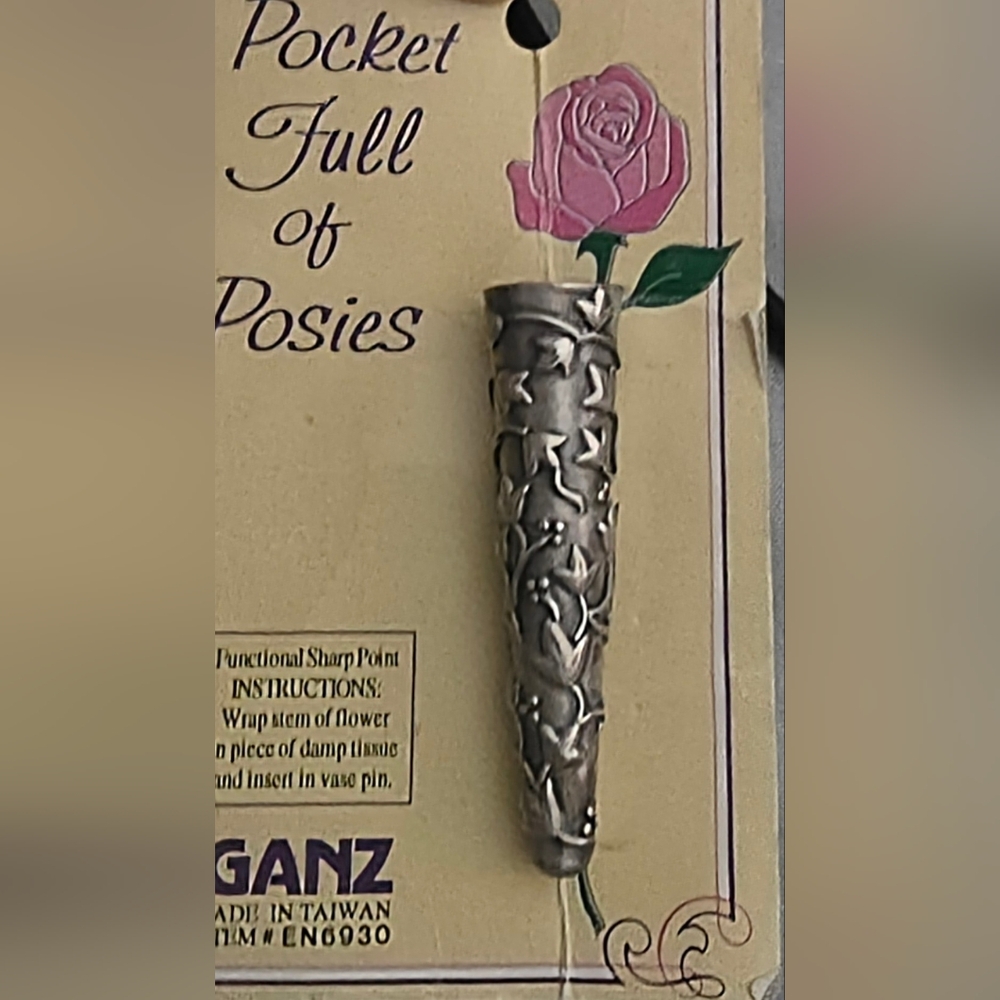 Vintage Ganz Pocket Full Of Posies
